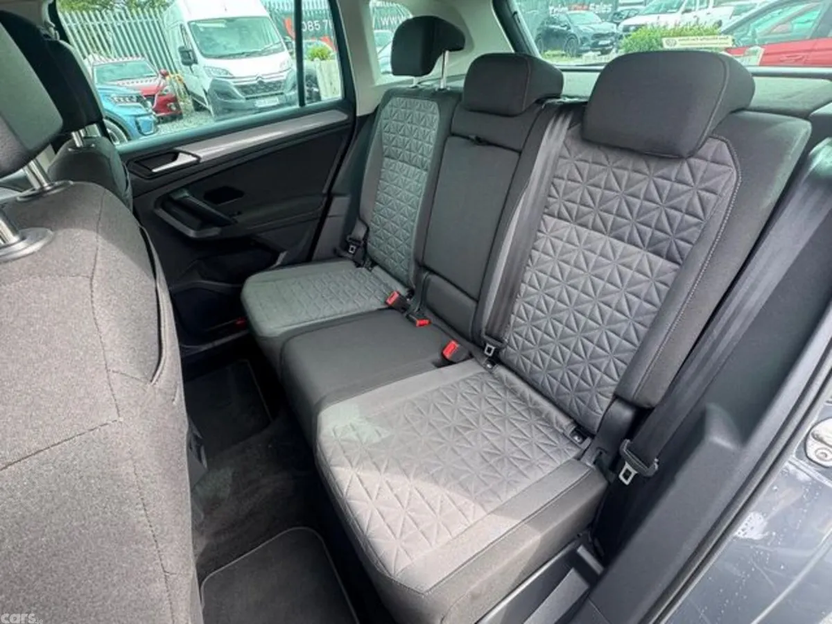 Volkswagen Tiguan Estate, Diesel, 2021, Grey