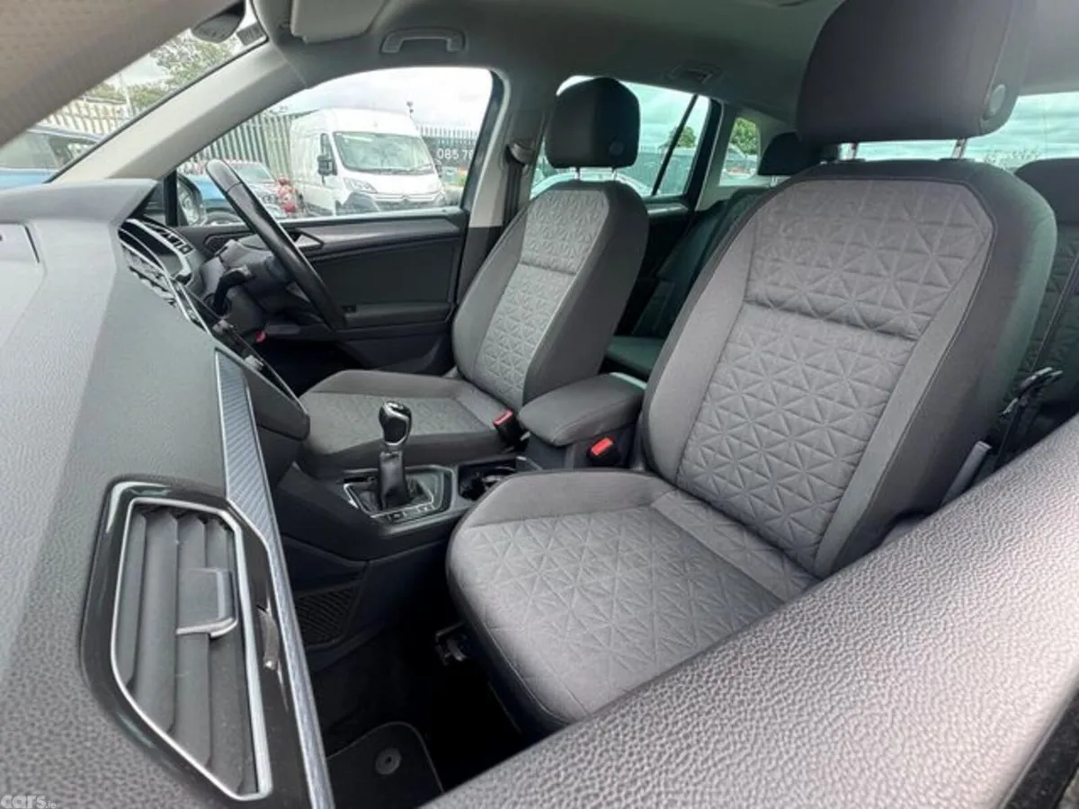 Volkswagen Tiguan Estate, Diesel, 2021, Grey