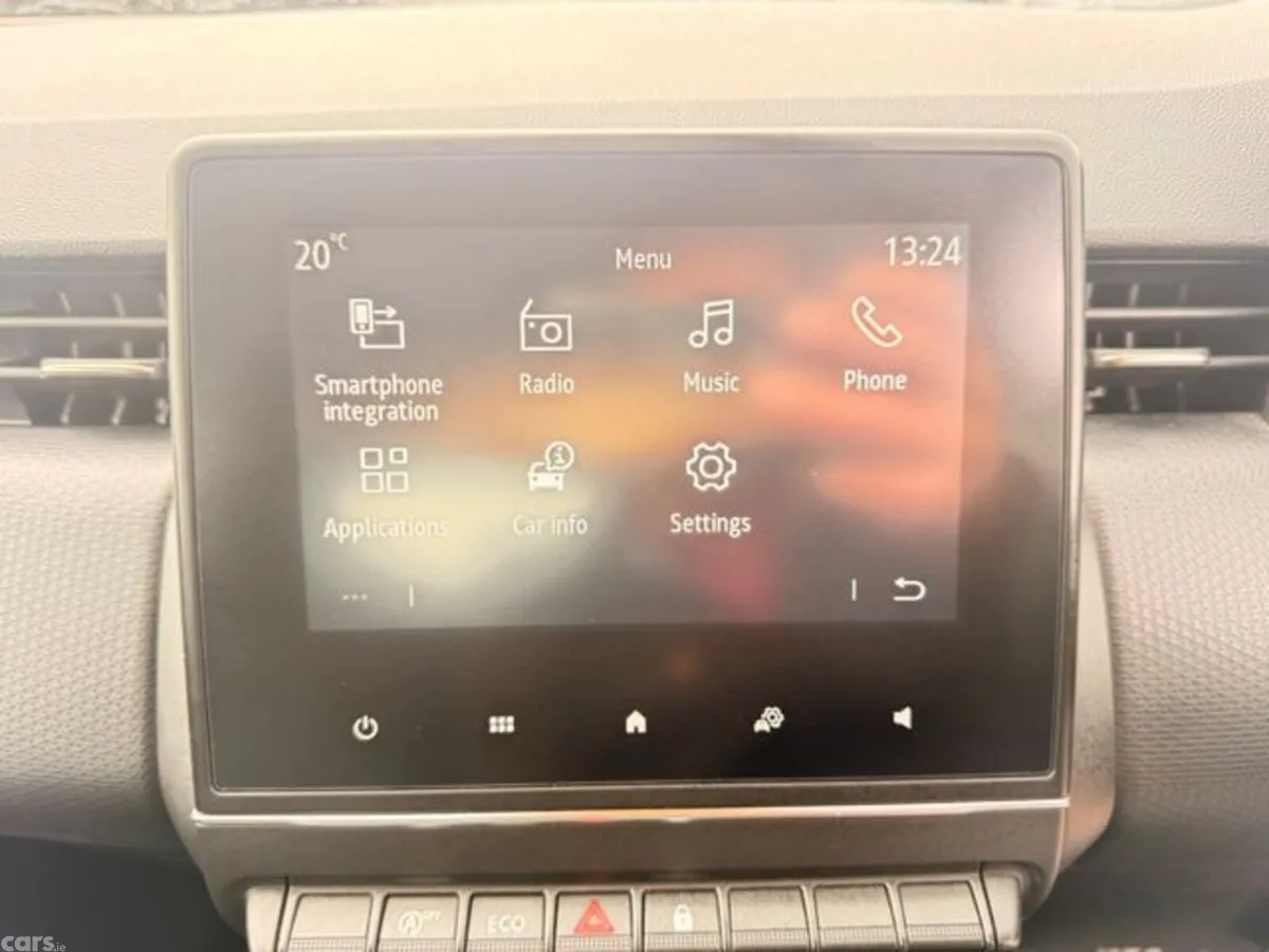 Renault Clio Hatchback, Petrol, 2023, White