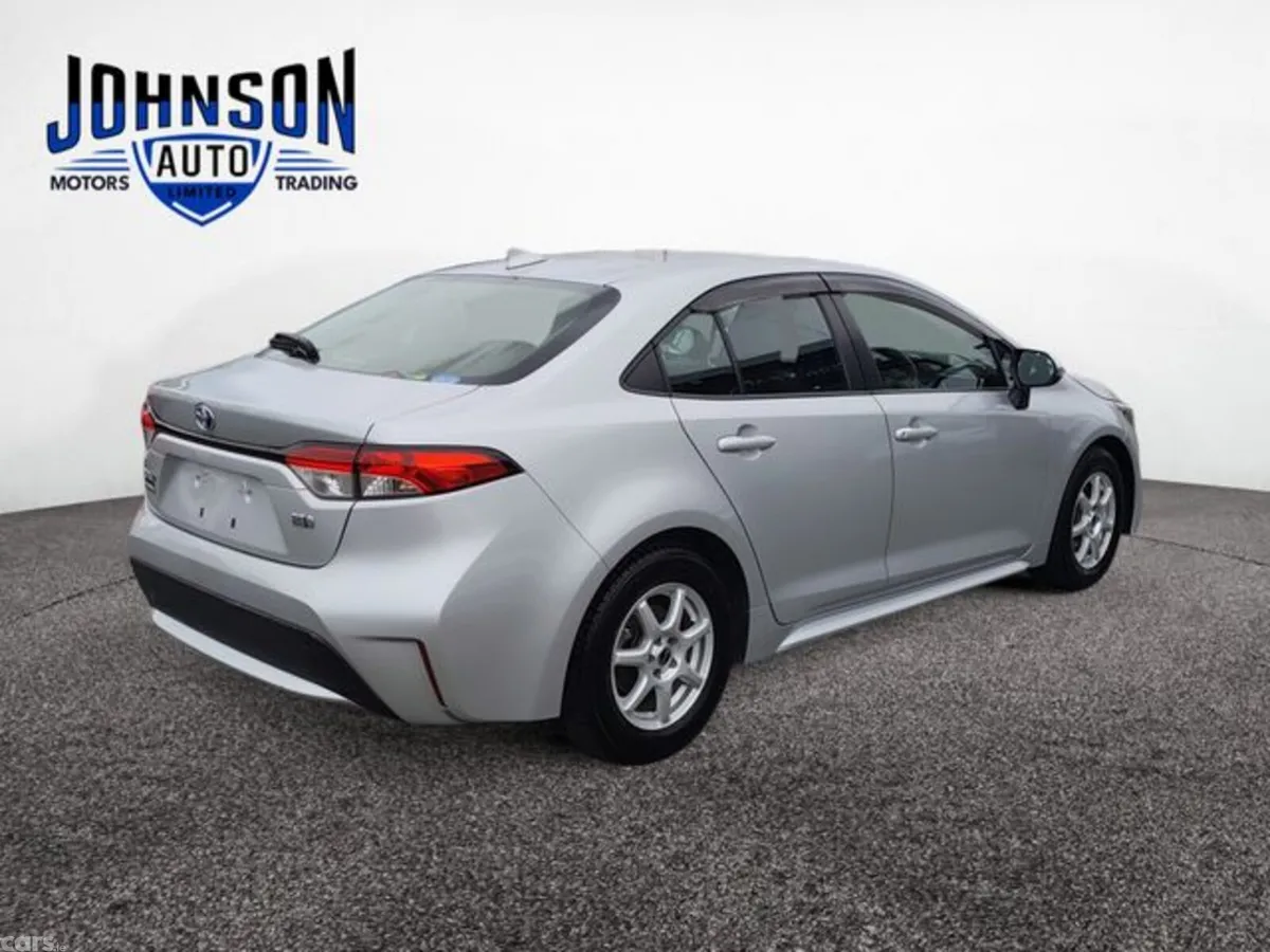 Toyota Corolla Hatchback, Petrol Hybrid, 2021, Silver