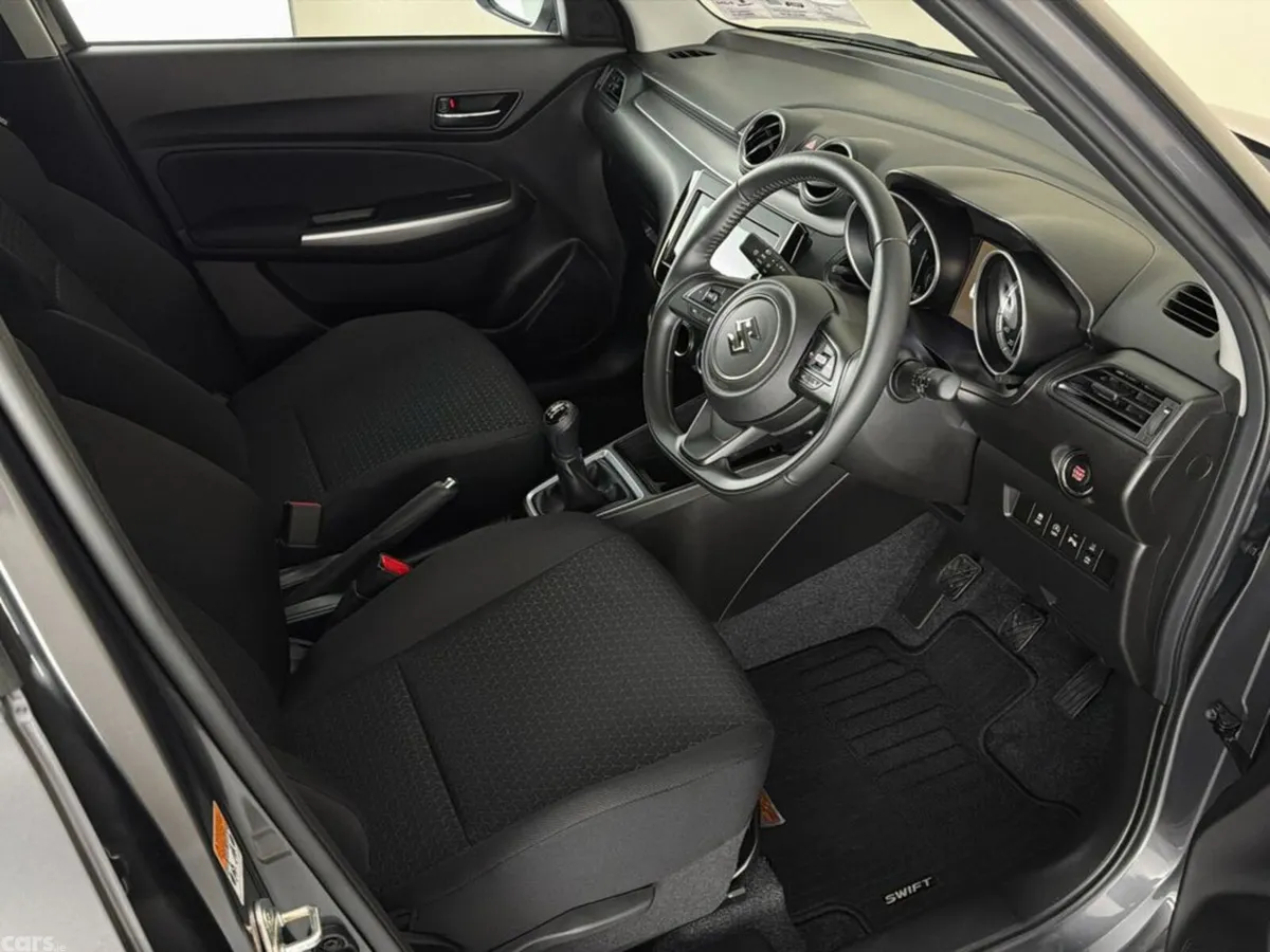 Suzuki Swift Hatchback, Petrol, 2022, Grey