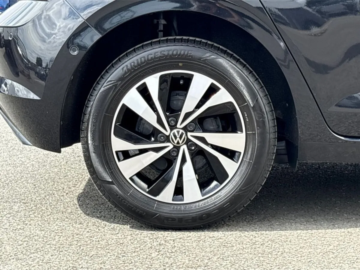 Volkswagen Polo Hatchback, Petrol, 2021, Black