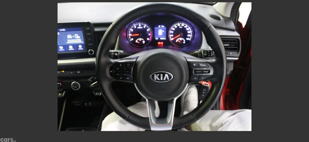 Kia Stonic Estate/Jeep, Petrol, 2018, Red