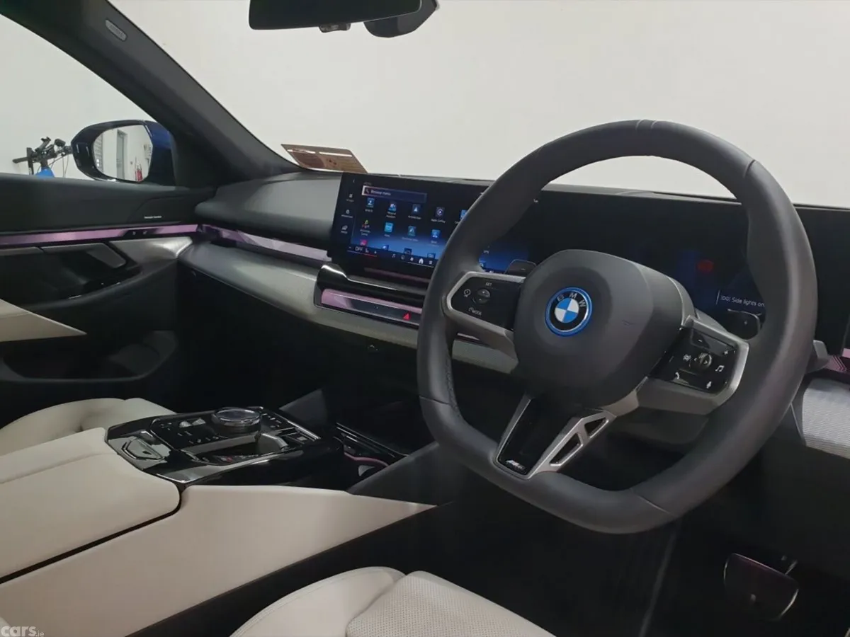 BMW 5-Series Saloon, Petrol Plug-in Hybrid, 2026, Blue