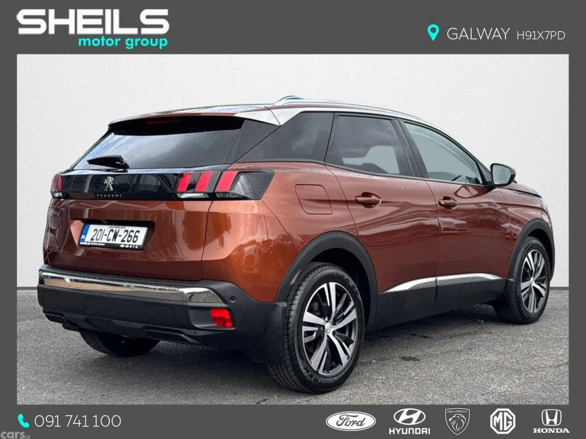 Peugeot 3008 MPV, Petrol, 2020, Brown