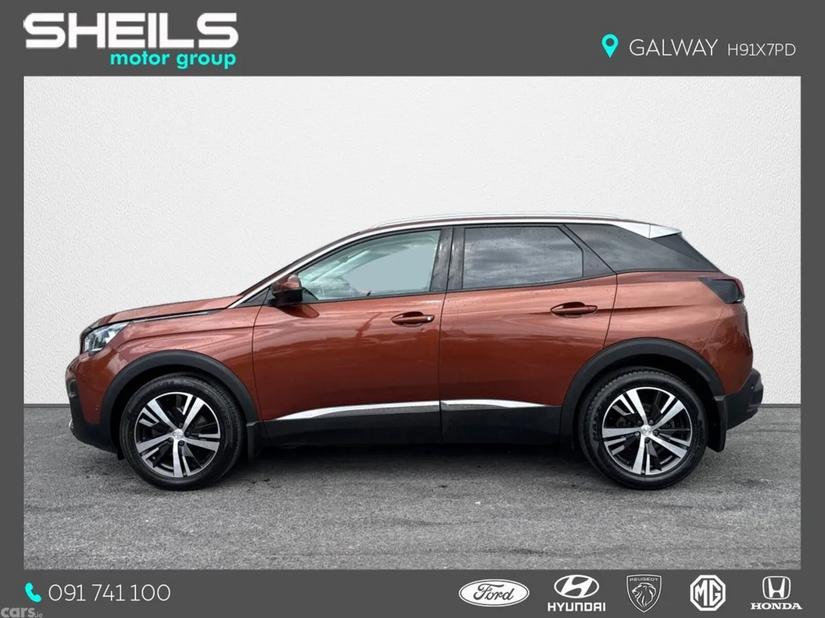Peugeot 3008 MPV, Petrol, 2020, Brown