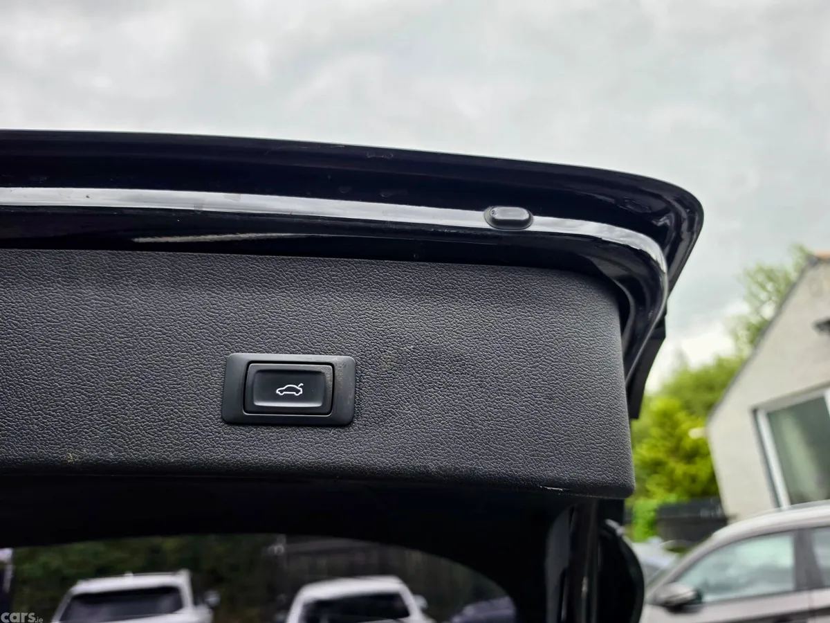Audi A4 Estate, Diesel, 2015, Black