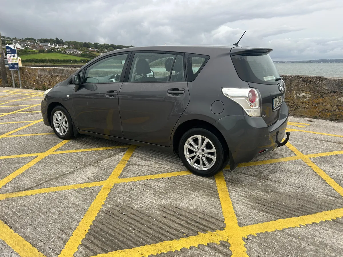 Toyota Verso MPV, Diesel, 2011, Grey
