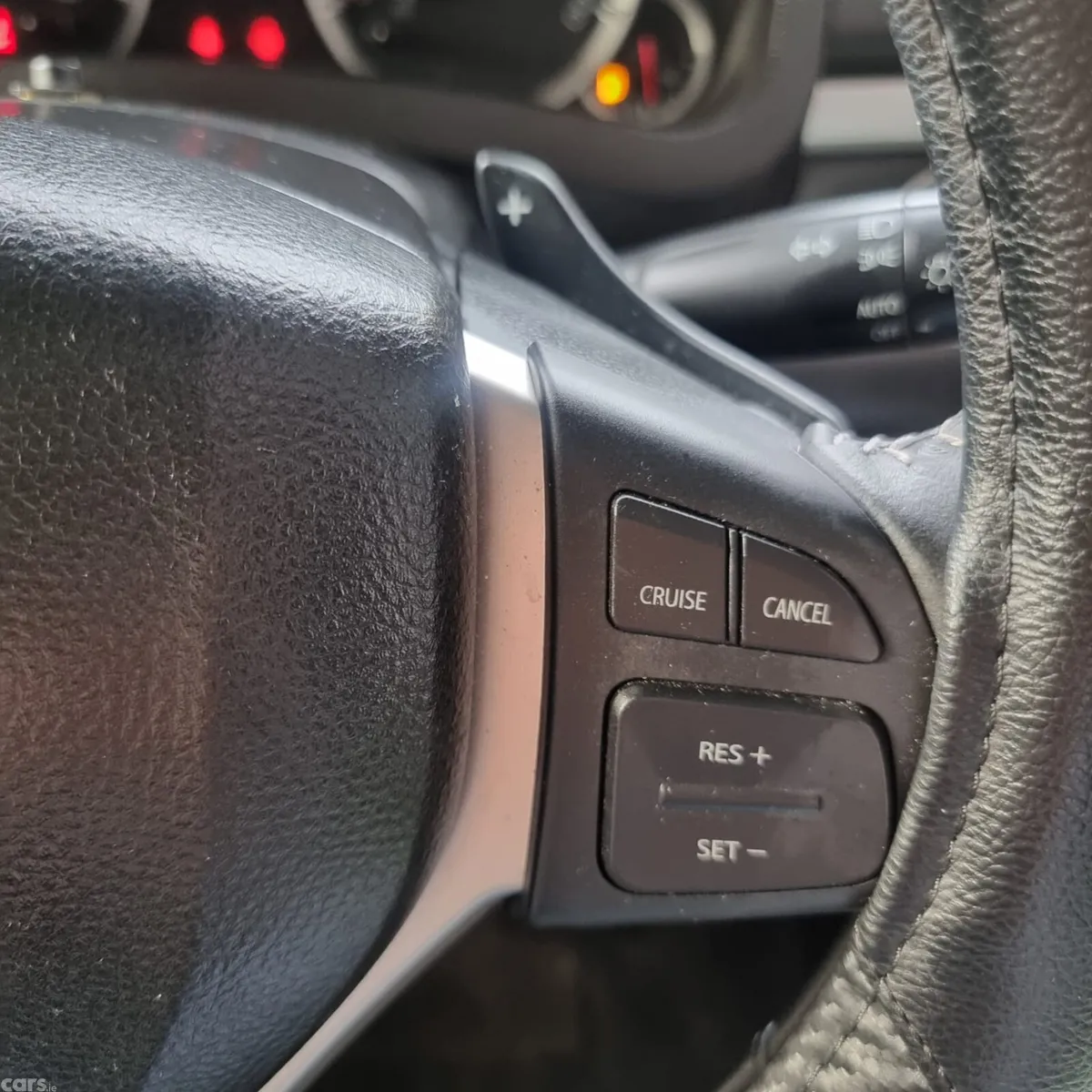 Suzuki Swift Hatchback, Petrol, 2014, Silver