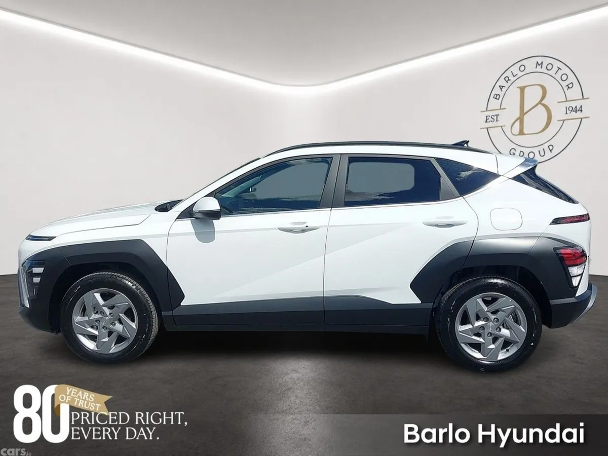 Hyundai KONA MPV, Petrol, 2026, White