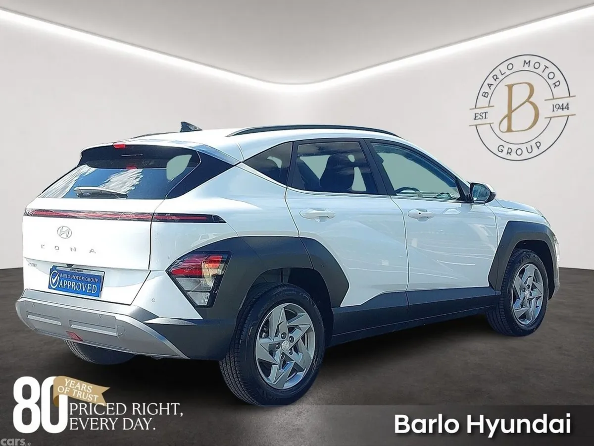 Hyundai KONA MPV, Petrol, 2026, White