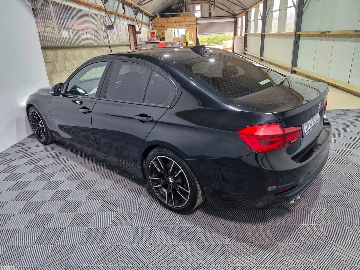 BMW 3-Series Saloon, Diesel, 2017, Black