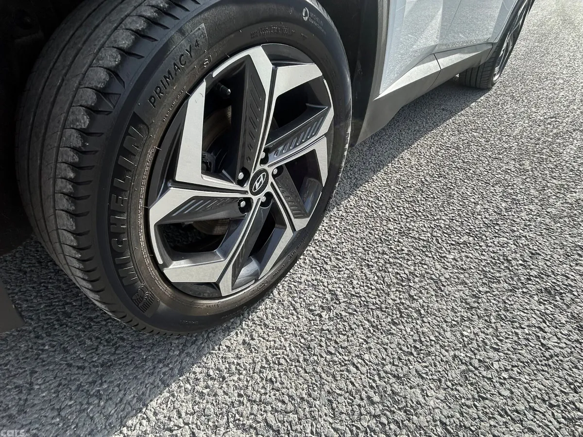 Hyundai Tucson SUV, Petrol Plug-in Hybrid, 2022, White