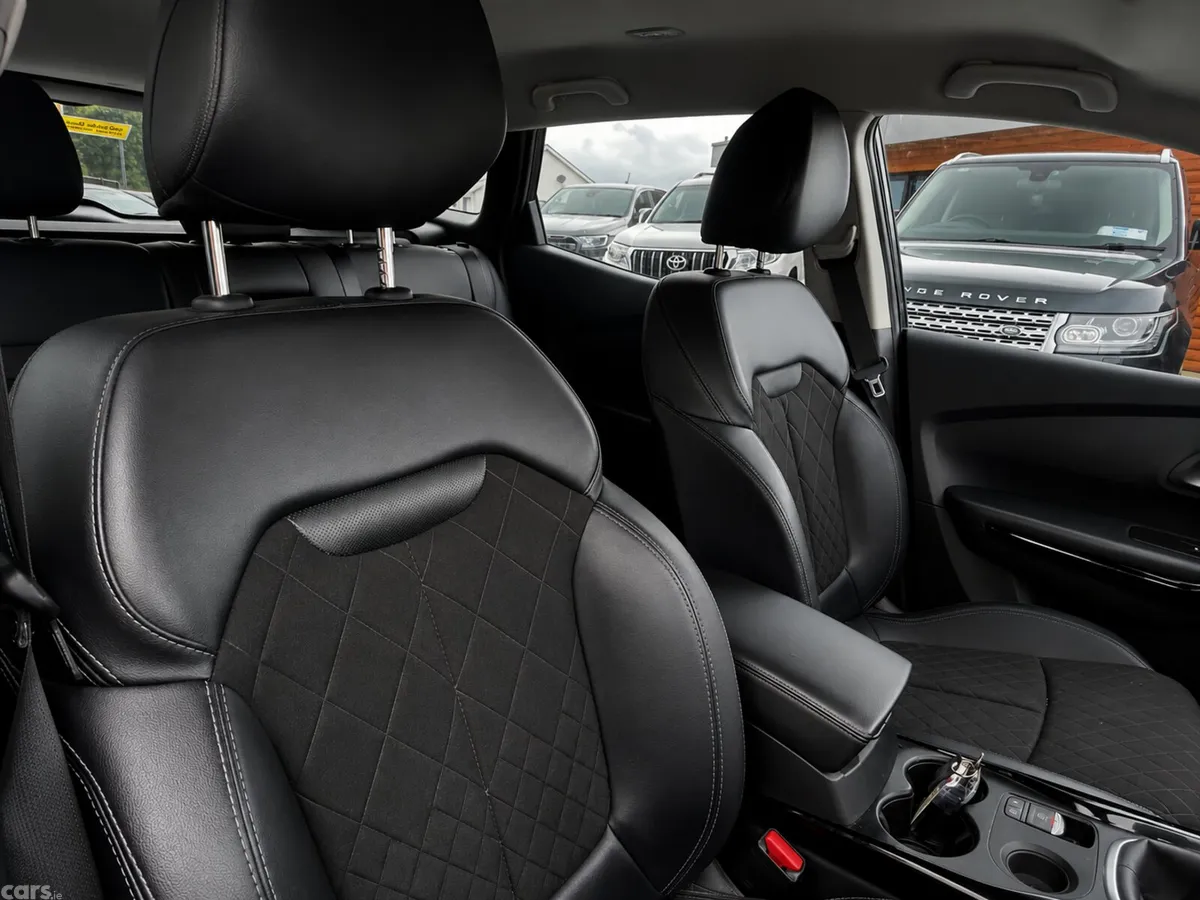 Renault Kadjar SUV, Petrol, 2019, Black