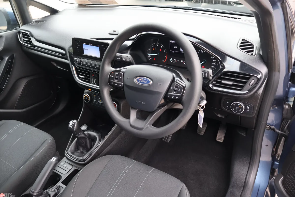 Ford Fiesta Hatchback, Petrol, 2019, Blue