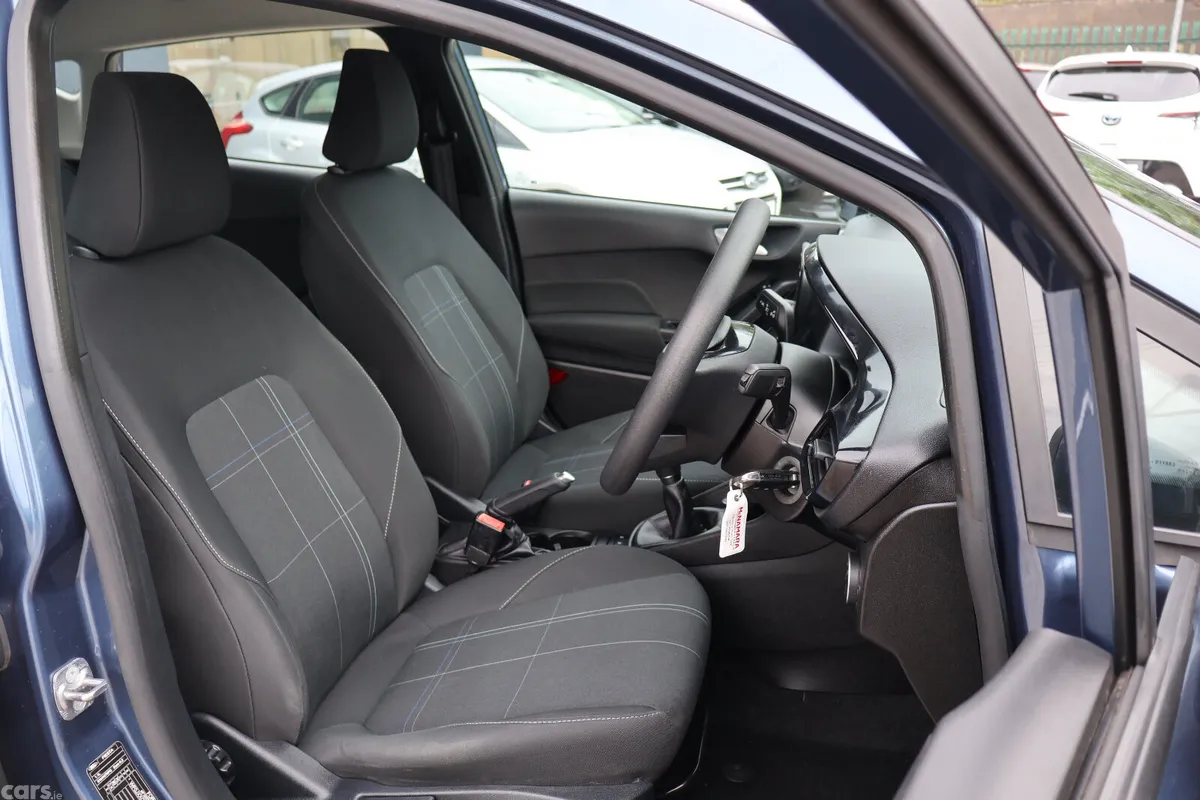 Ford Fiesta Hatchback, Petrol, 2019, Blue