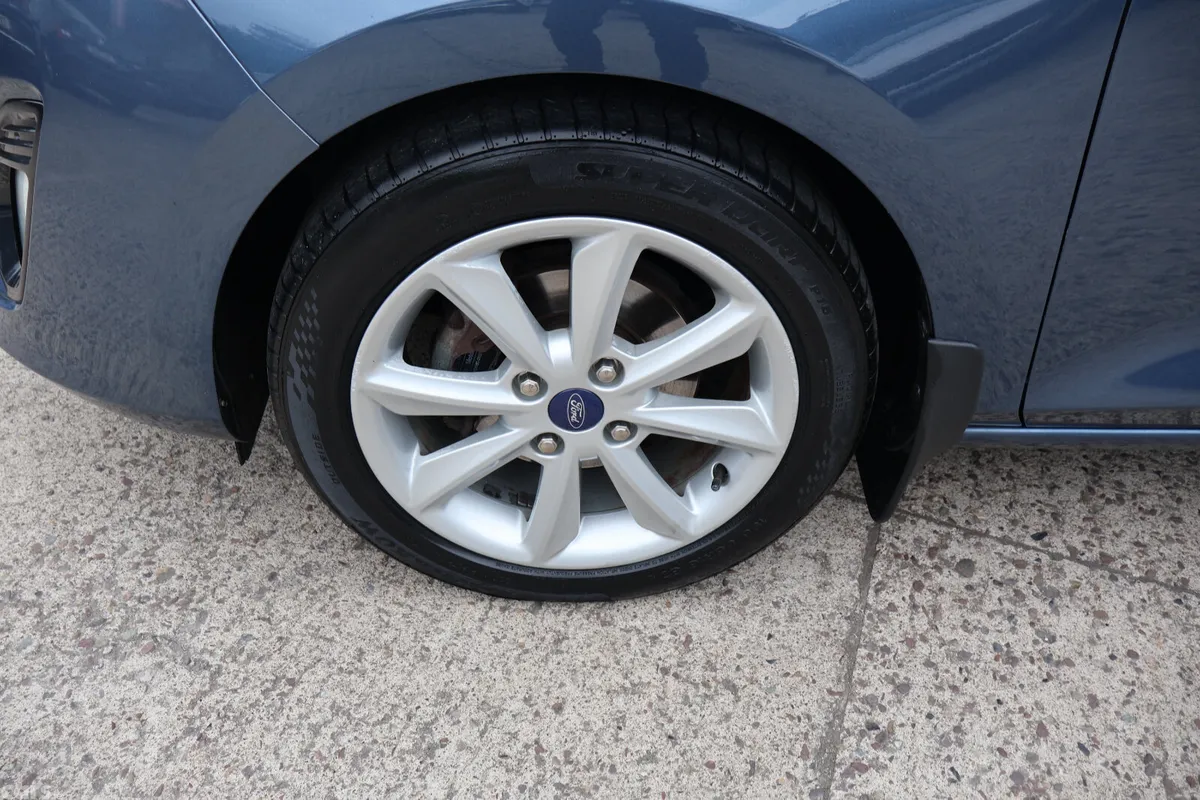 Ford Fiesta Hatchback, Petrol, 2019, Blue