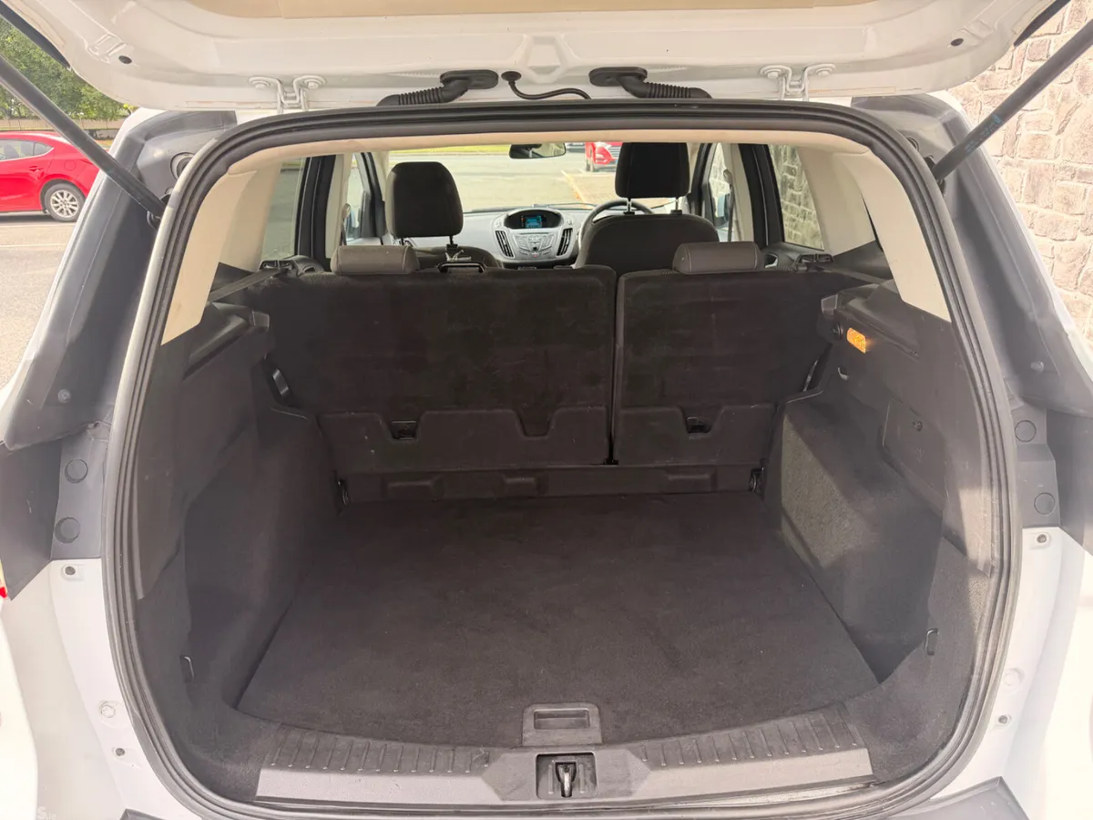 Ford Kuga SUV, Diesel, 2015, White