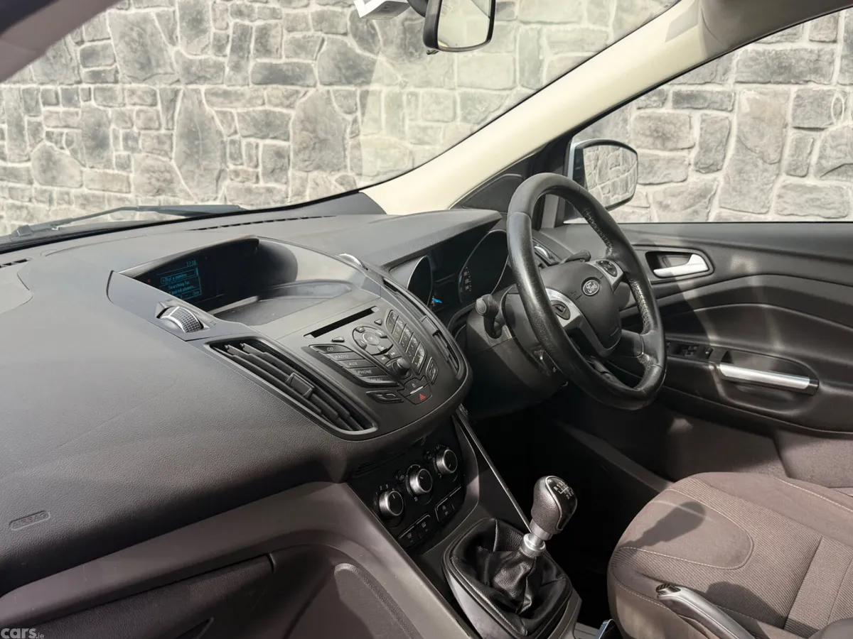 Ford Kuga SUV, Diesel, 2015, White