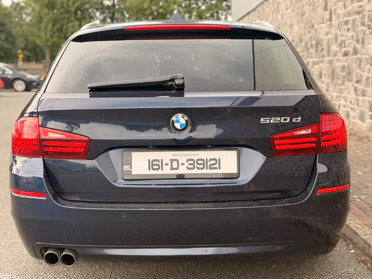 BMW 5-Series Estate/Jeep, Diesel, 2016, Blue