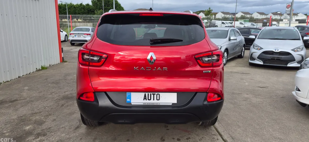Renault Kadjar SUV, Diesel, 2016, Red