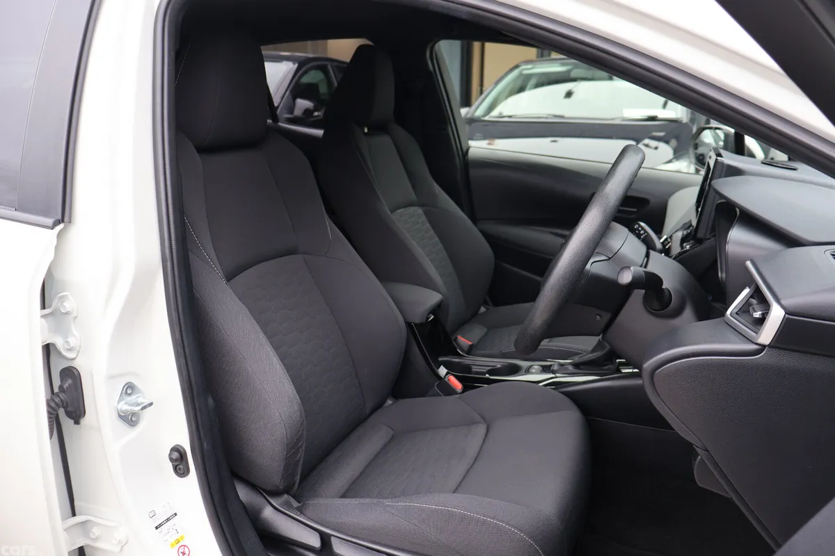 Toyota Corolla Hatchback, Petrol Hybrid, 2019, White