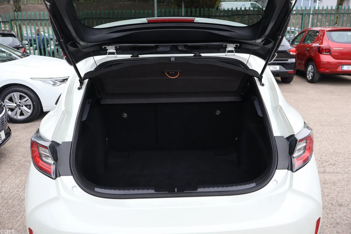 Toyota Corolla Hatchback, Petrol Hybrid, 2019, White