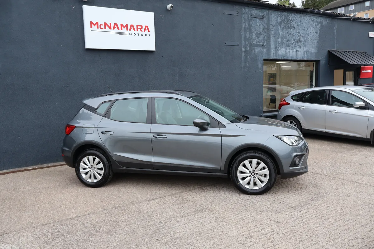 SEAT Arona SUV, Diesel, 2018, Grey