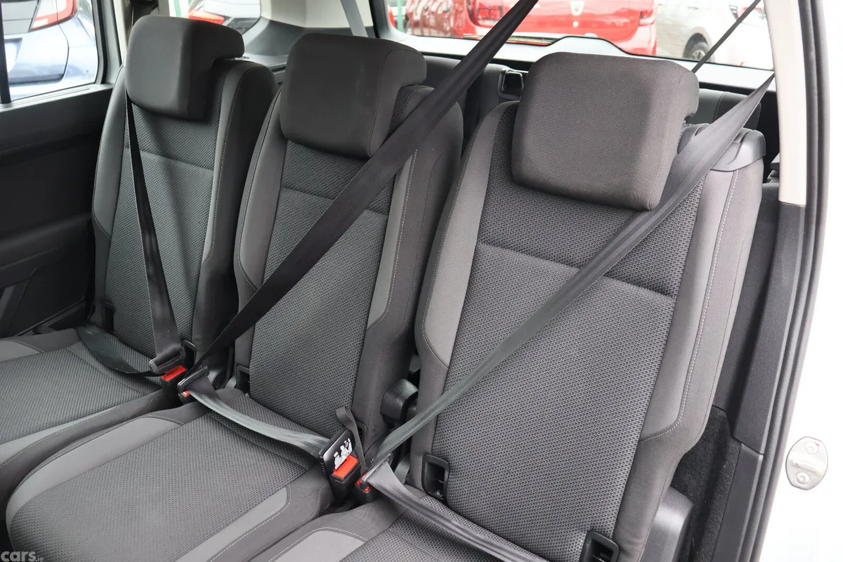 Volkswagen Touran MPV, Diesel, 2018, Grey