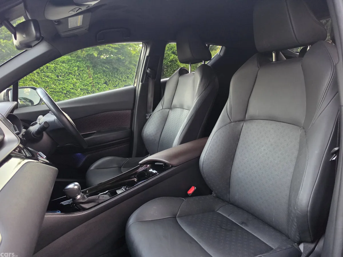 Toyota C-HR Hatchback, Petrol Hybrid, 2019, Black