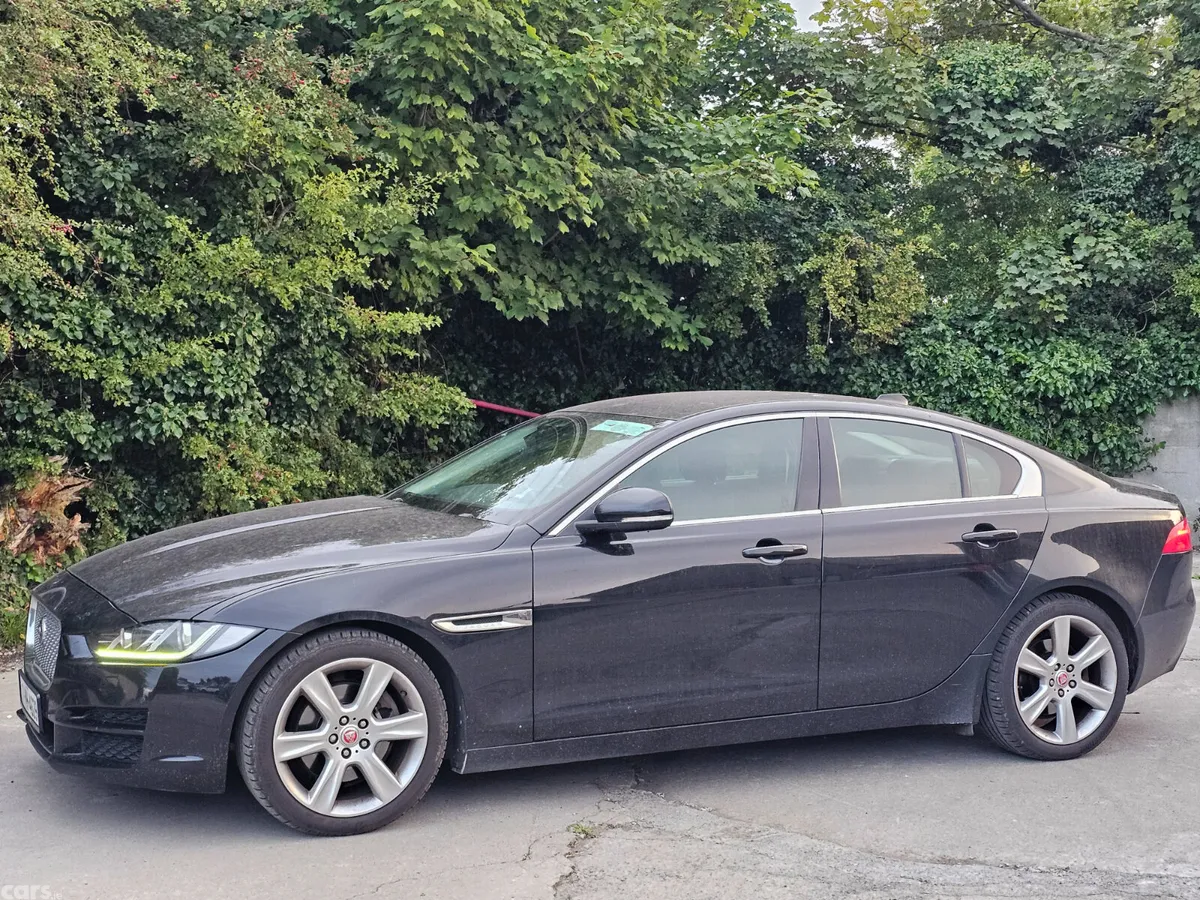 Jaguar XE Saloon, Diesel, 2017, Black