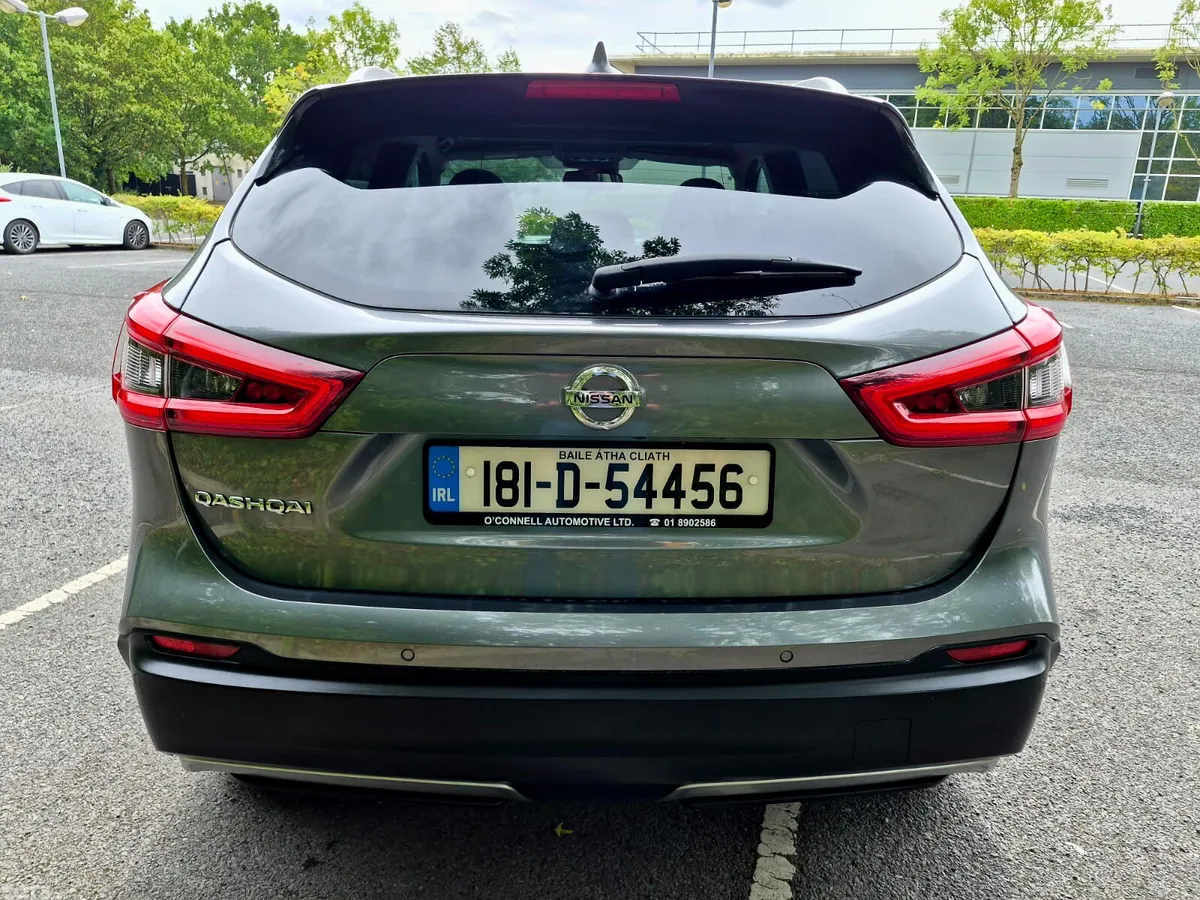 Nissan Qashqai Hatchback, Diesel, 2018, Grey