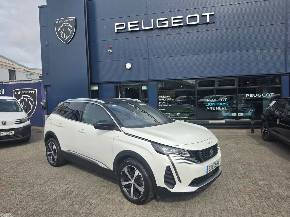 Peugeot 3008 MPV, Petrol, 2023, White