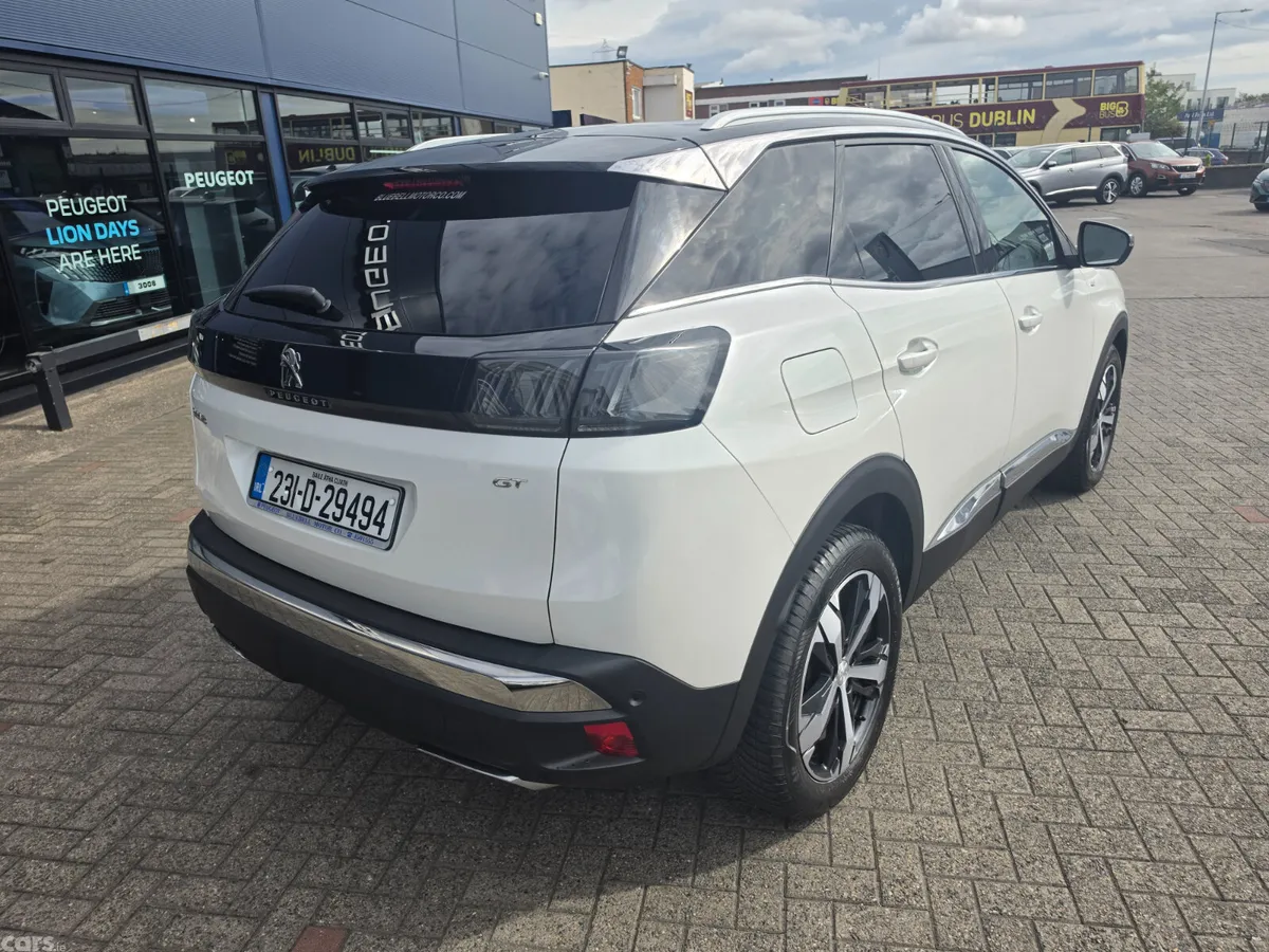 Peugeot 3008 MPV, Petrol, 2023, White