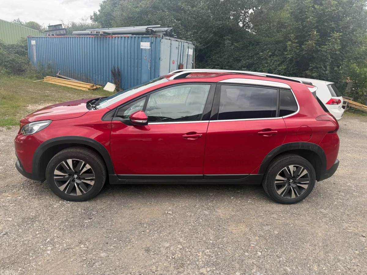Peugeot 2008 Hatchback, Petrol, 2018, Red
