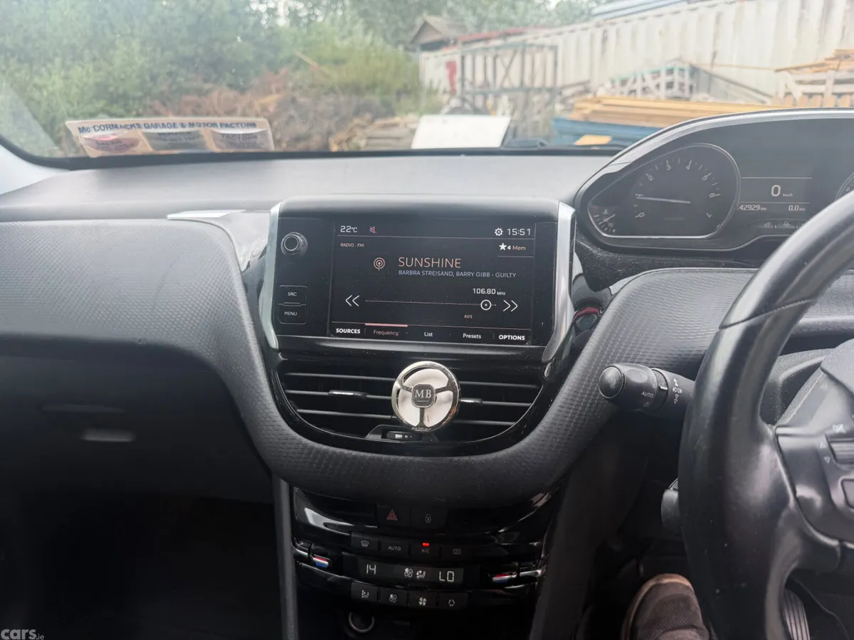 Peugeot 2008 Hatchback, Petrol, 2018, Red