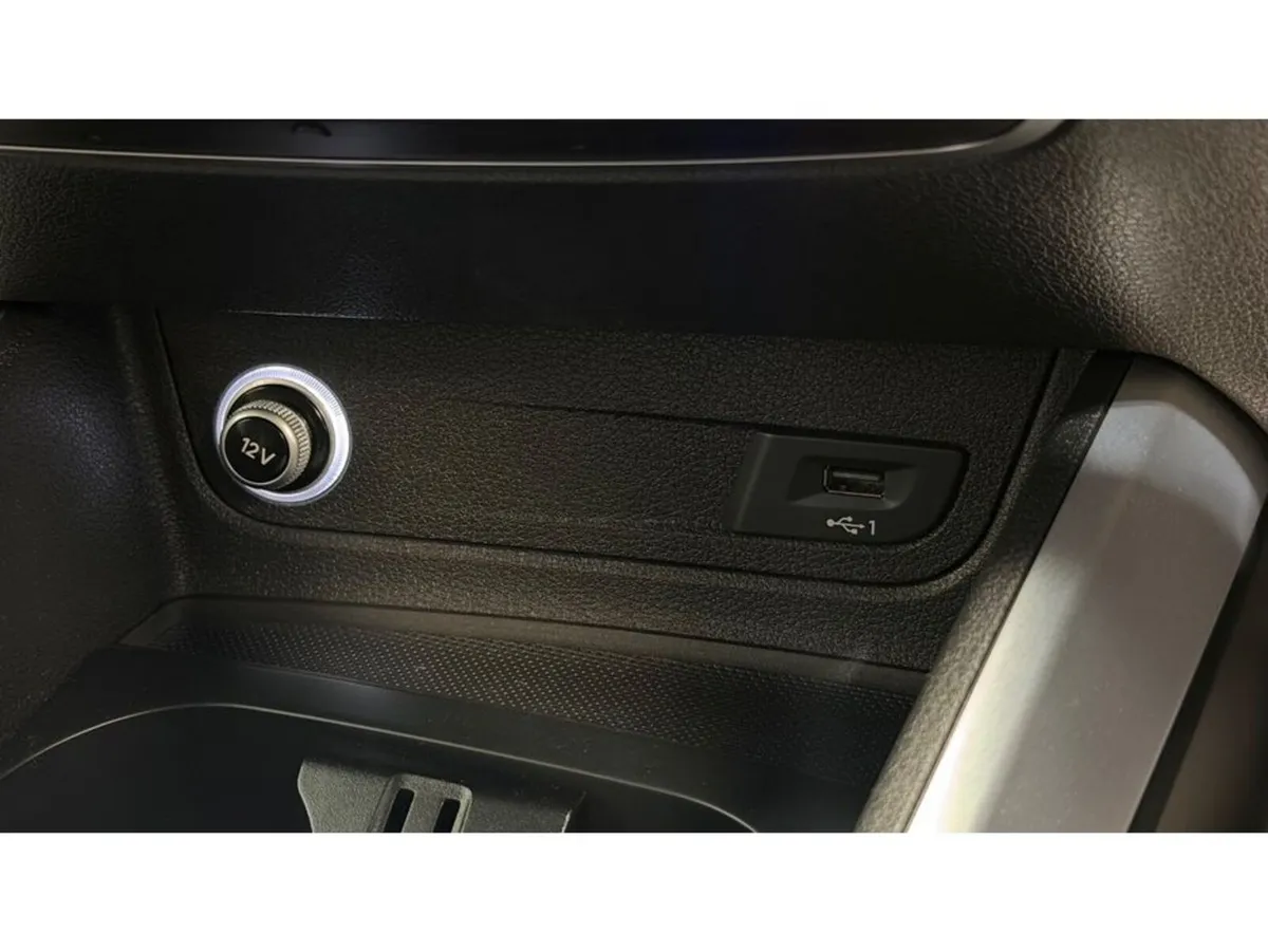 Audi Q2 SUV, Petrol, 2017, White