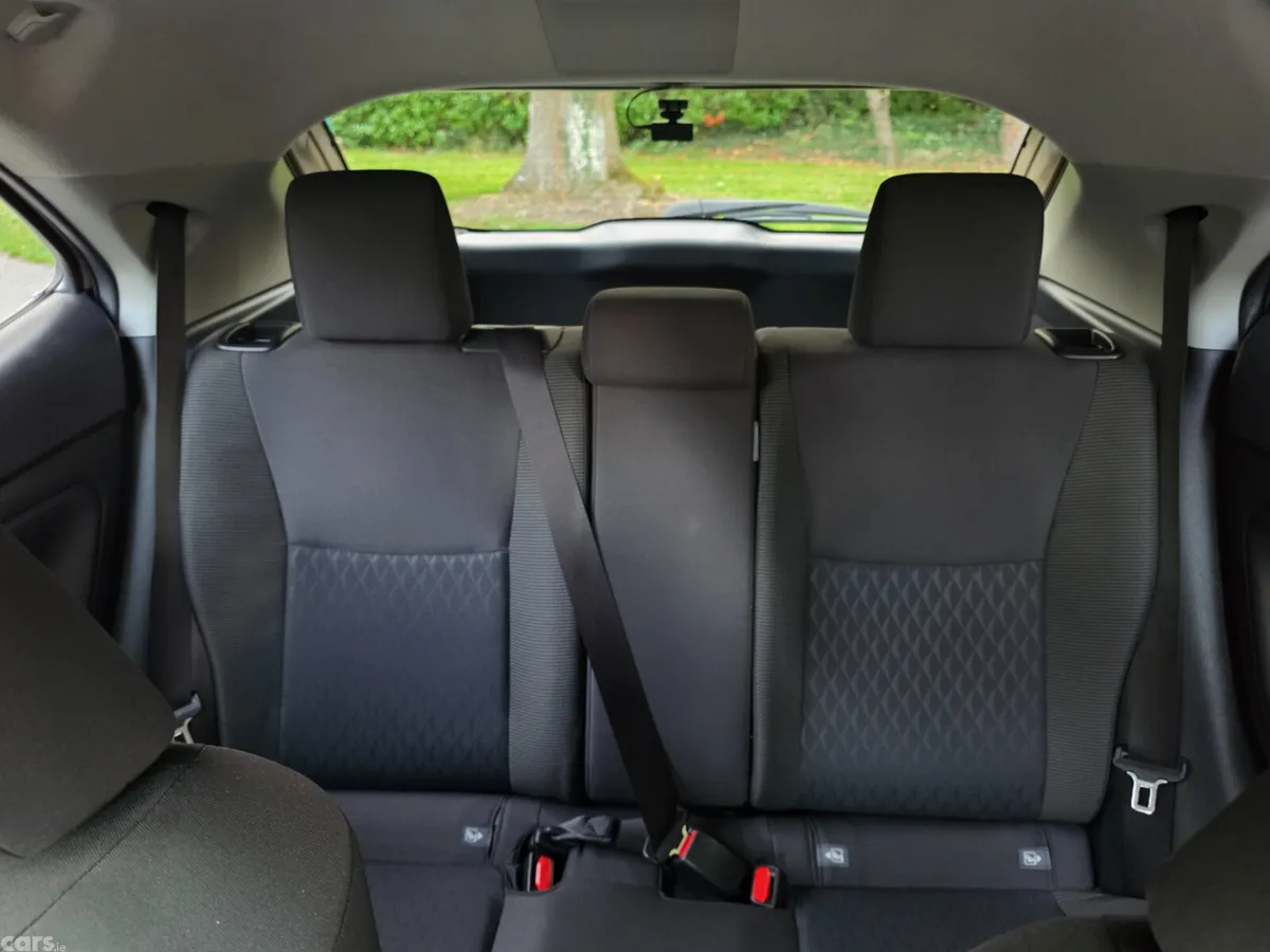 Toyota Yaris Cross Estate, Petrol Hybrid, 2022, Beige