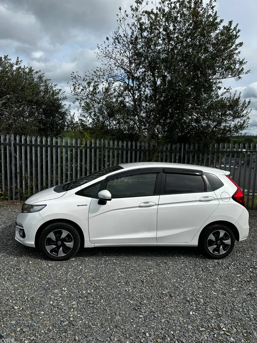 Honda Fit Hatchback, Petrol Hybrid, 2018, White