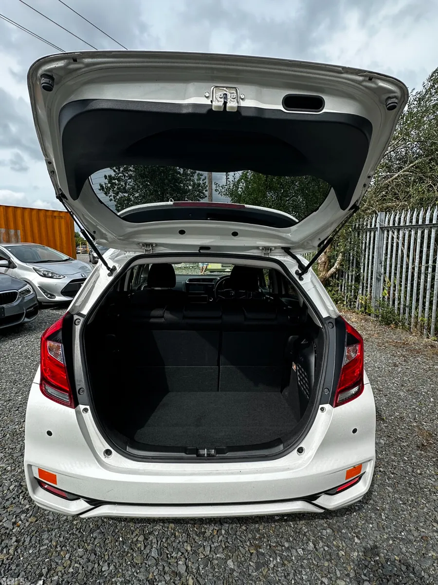Honda Fit Hatchback, Petrol Hybrid, 2018, White