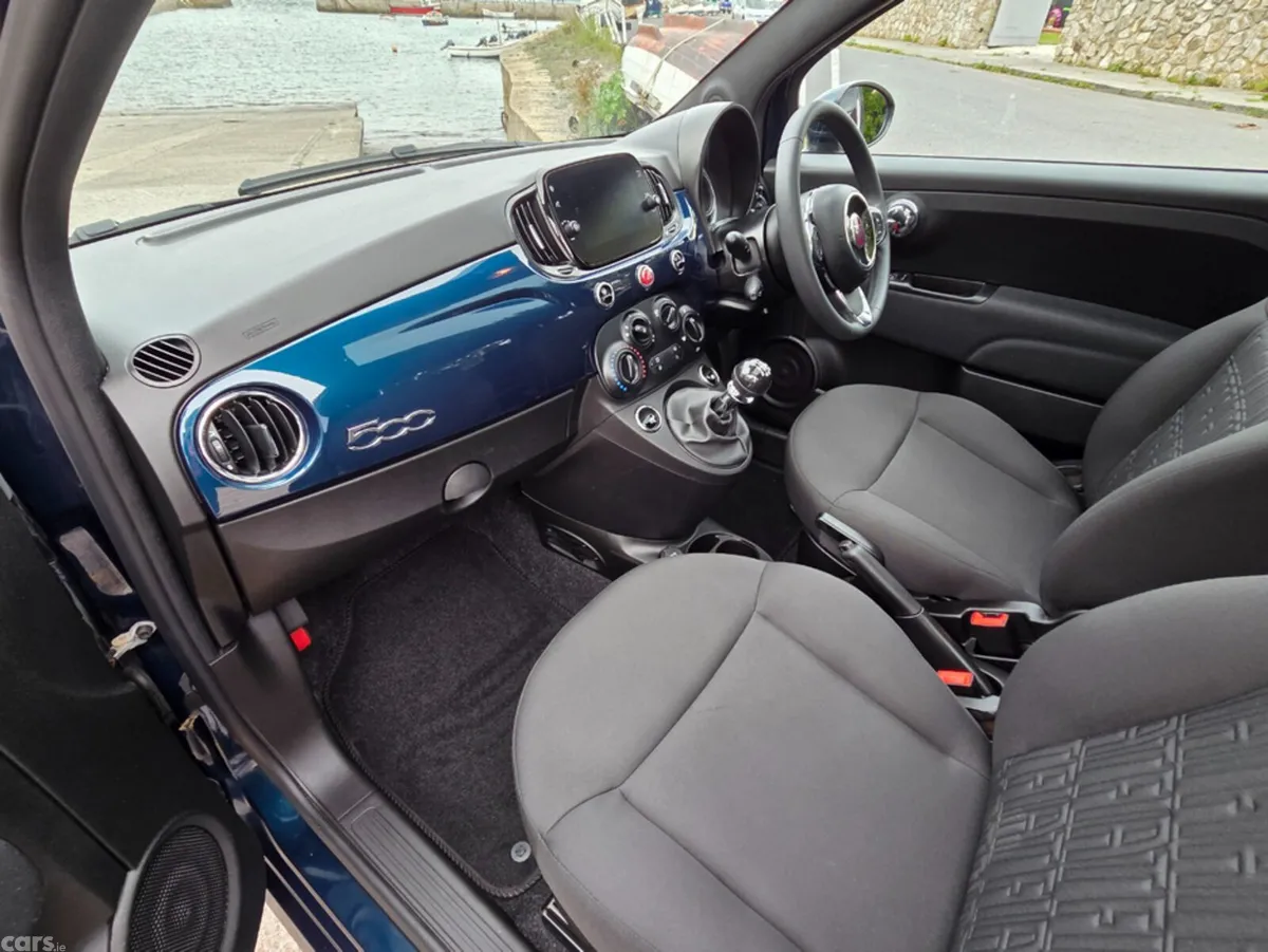 Fiat 500 Hatchback, Petrol, 2024, Blue