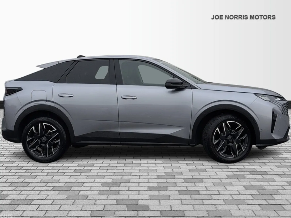 Peugeot 3008 MPV, Petrol, 2025, Grey