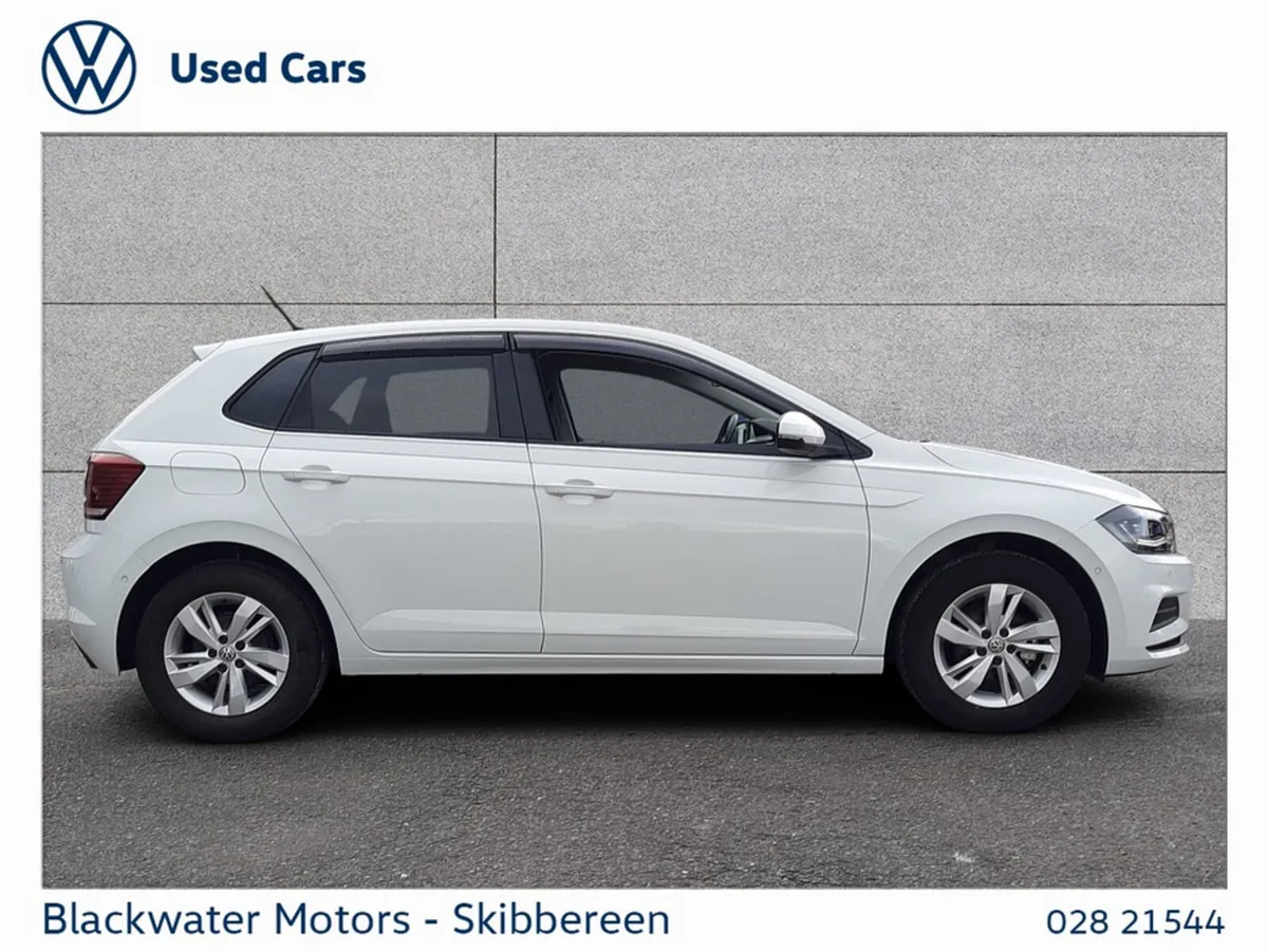 Volkswagen Polo Hatchback, Petrol, 2020, White