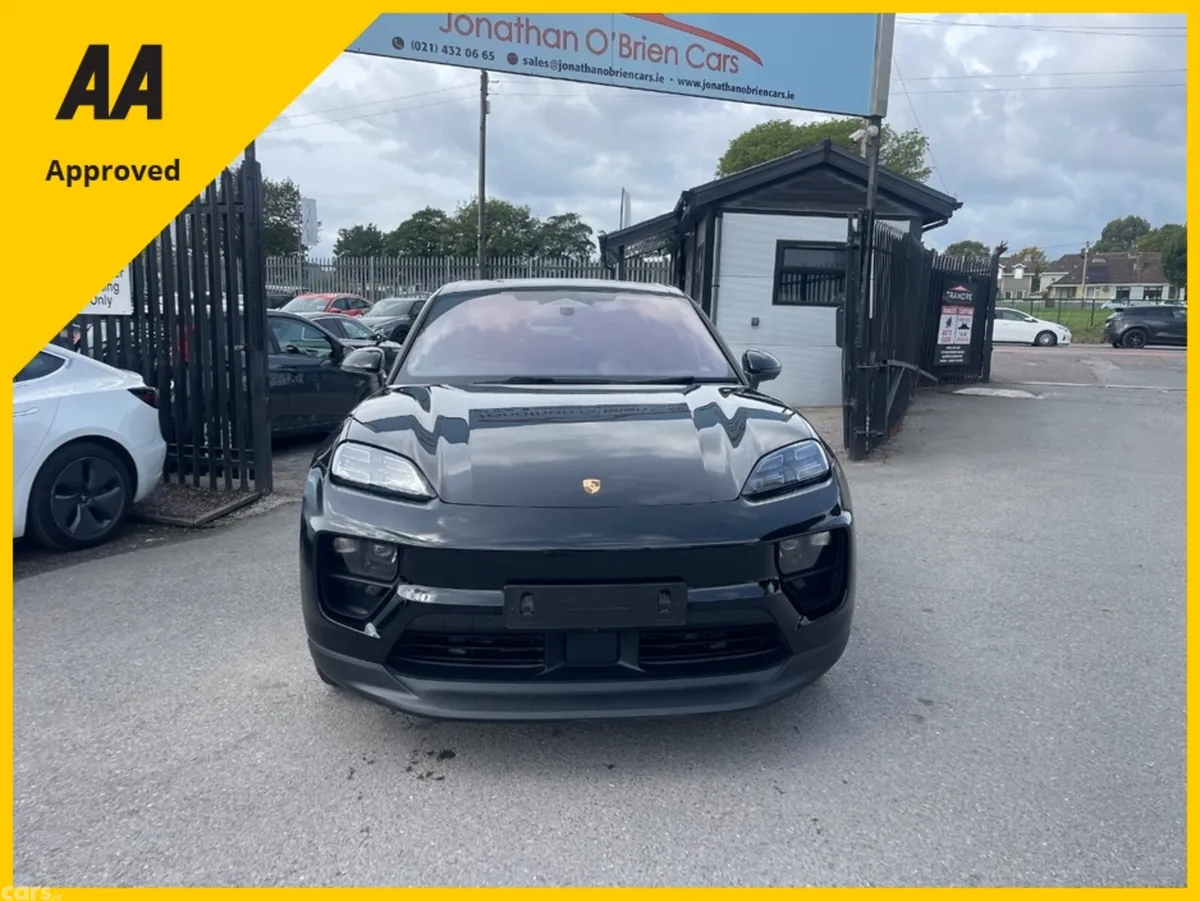 Porsche Macan SUV, Electric, 2024, Black