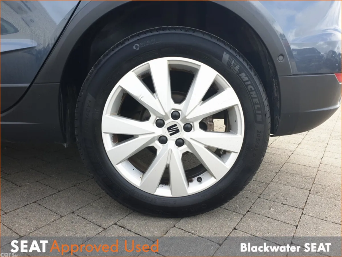 SEAT Arona Hatchback, Diesel, 2023, Blue