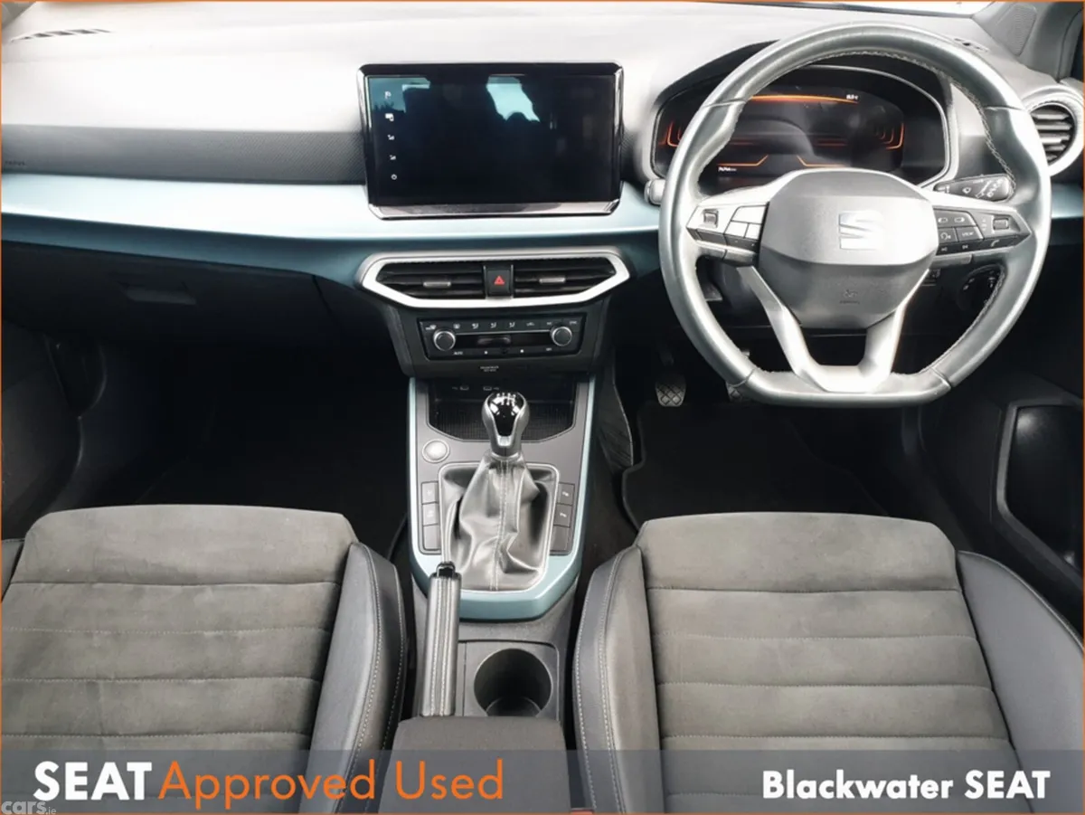 SEAT Arona Hatchback, Diesel, 2023, Blue