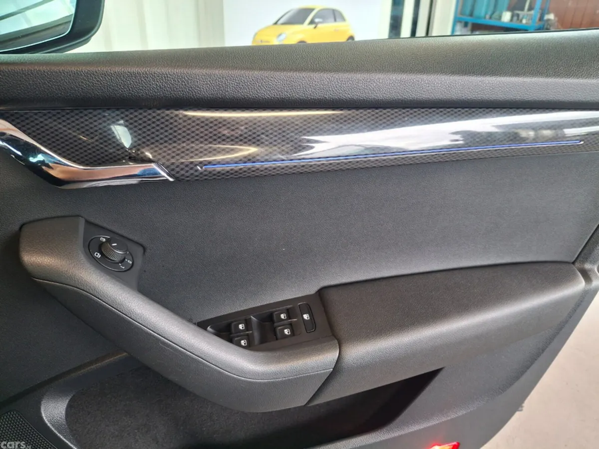 Skoda Octavia Hatchback, Diesel, 2018, Black