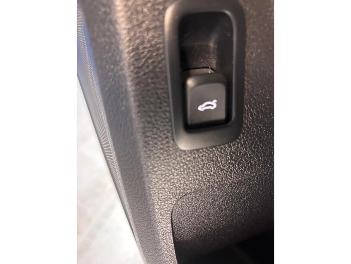 Audi Q2 MPV, Diesel, 2020, Blue