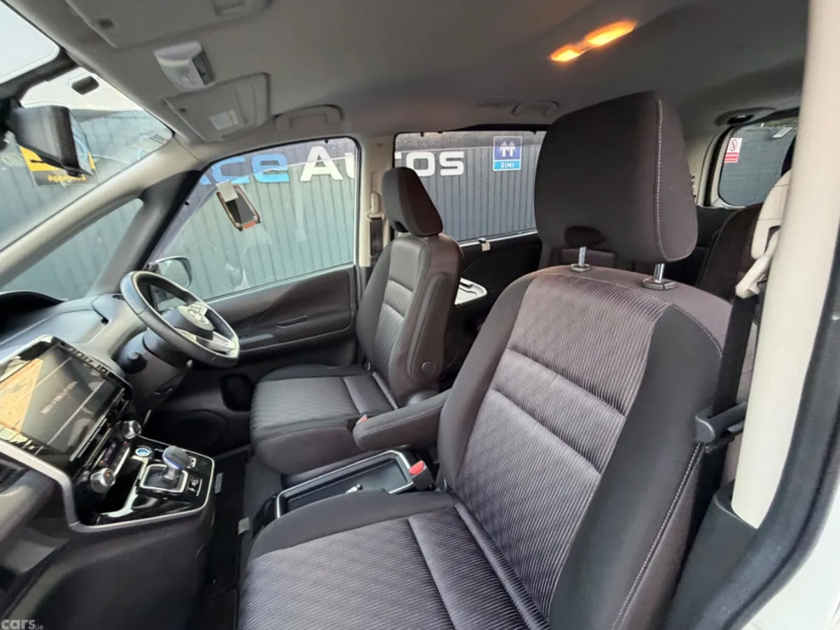 Nissan Serena MPV, Petrol Hybrid, 2021, White