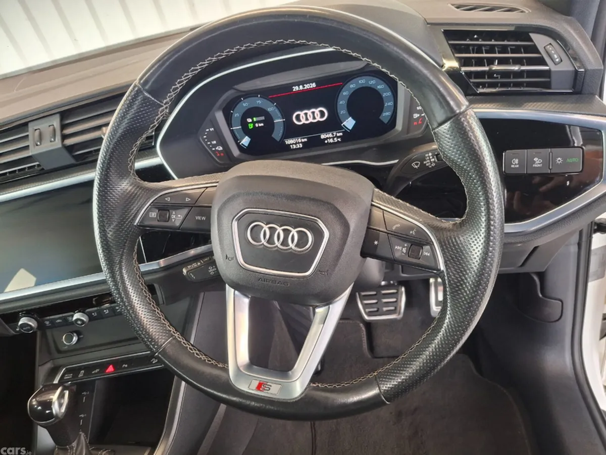 Audi Q3 Estate, Petrol Plug-in Hybrid, 2023, White